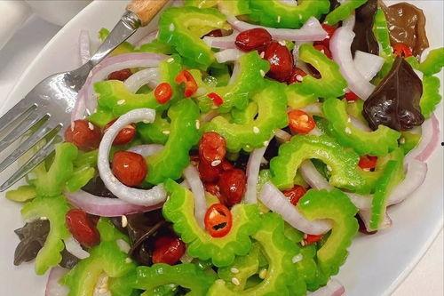 免子吃瓜,瓜田里的欢乐时光