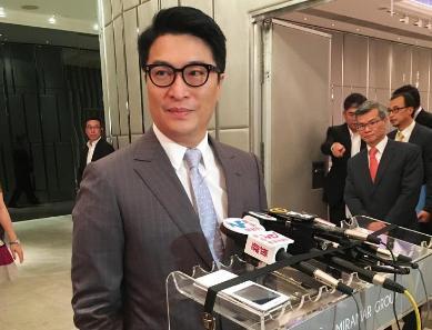 吃瓜李家诚,娱乐圈背后的风云人物